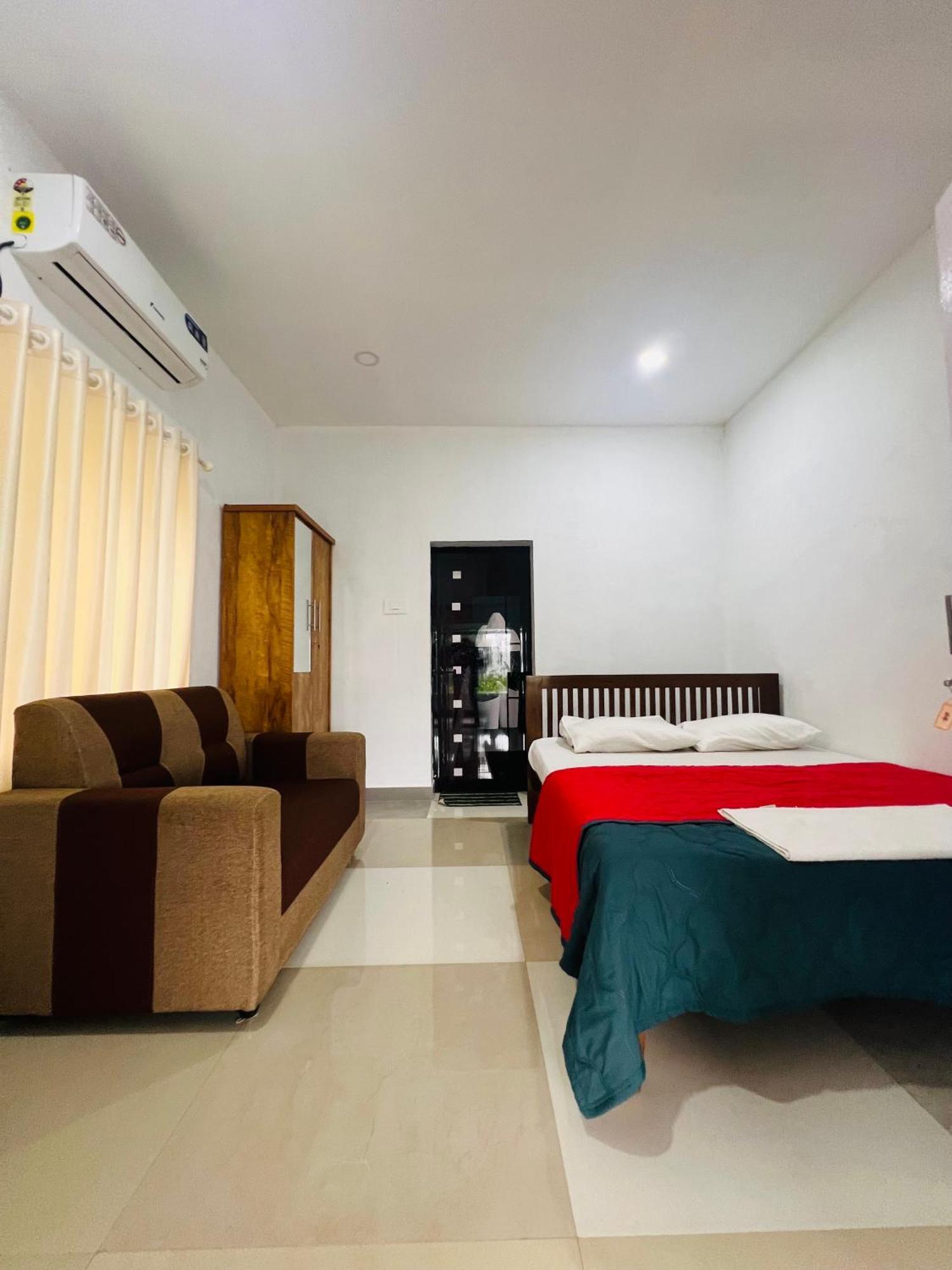 7Fort Homestay 아티라팔리 외부 사진