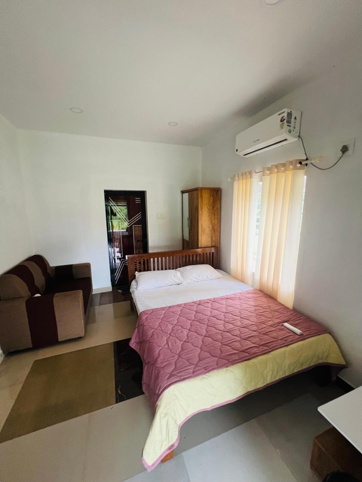 7Fort Homestay 아티라팔리 외부 사진