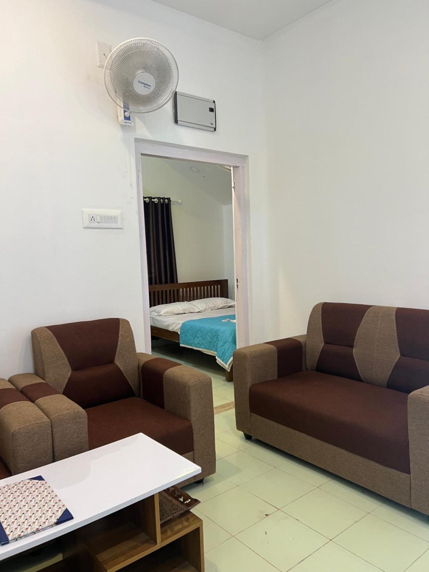 7Fort Homestay 아티라팔리 외부 사진